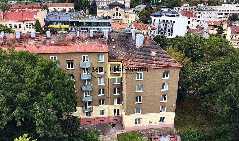 Prodej bytu 2+1 62 m², Praha – náhled fotky 22