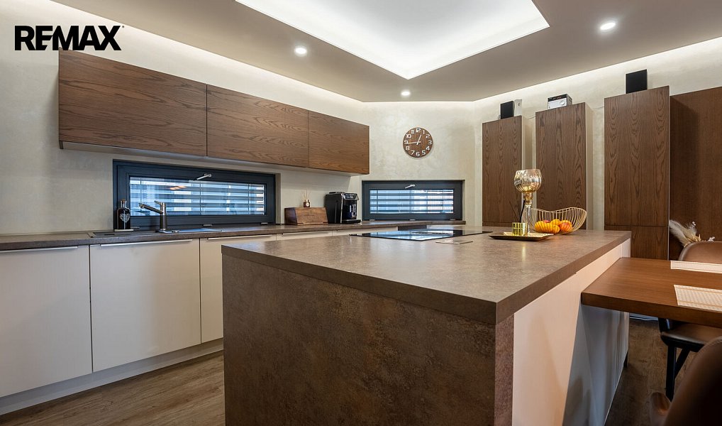 Prodej domu 172 m² s pozemkem 1 031 m², Jemnice – náhled fotky 14