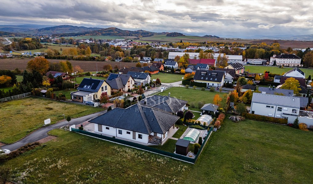 Prodej domu 152 m² s pozemkem 758 m², Klatovy – náhled fotky 36