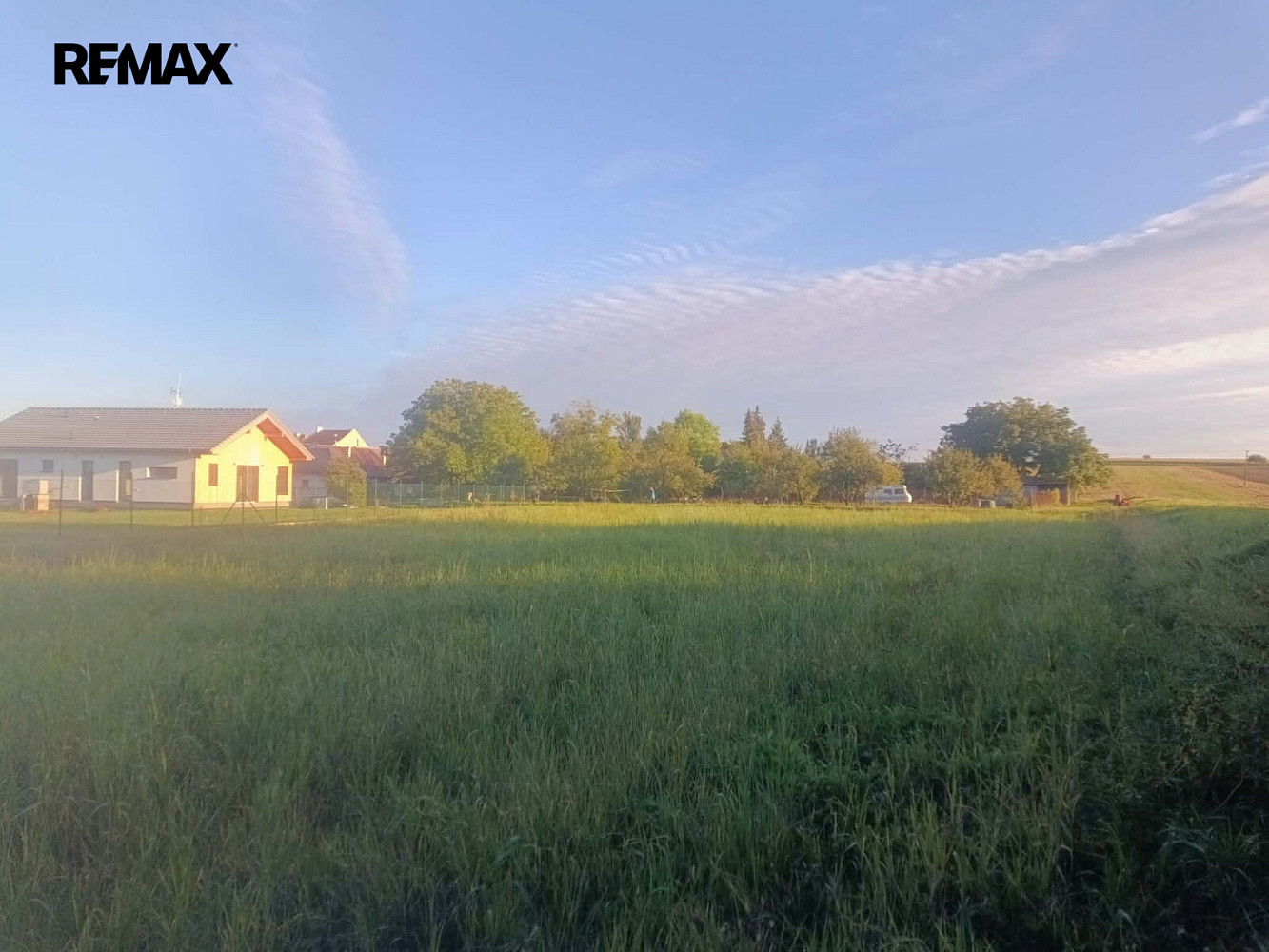Prodej stavebního pozemku 905 m² – fotografie 5