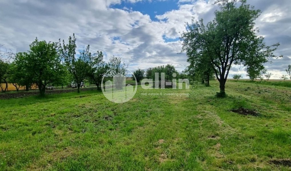 Prodej pozemku 1 062 m², Tištín – náhled fotky 2