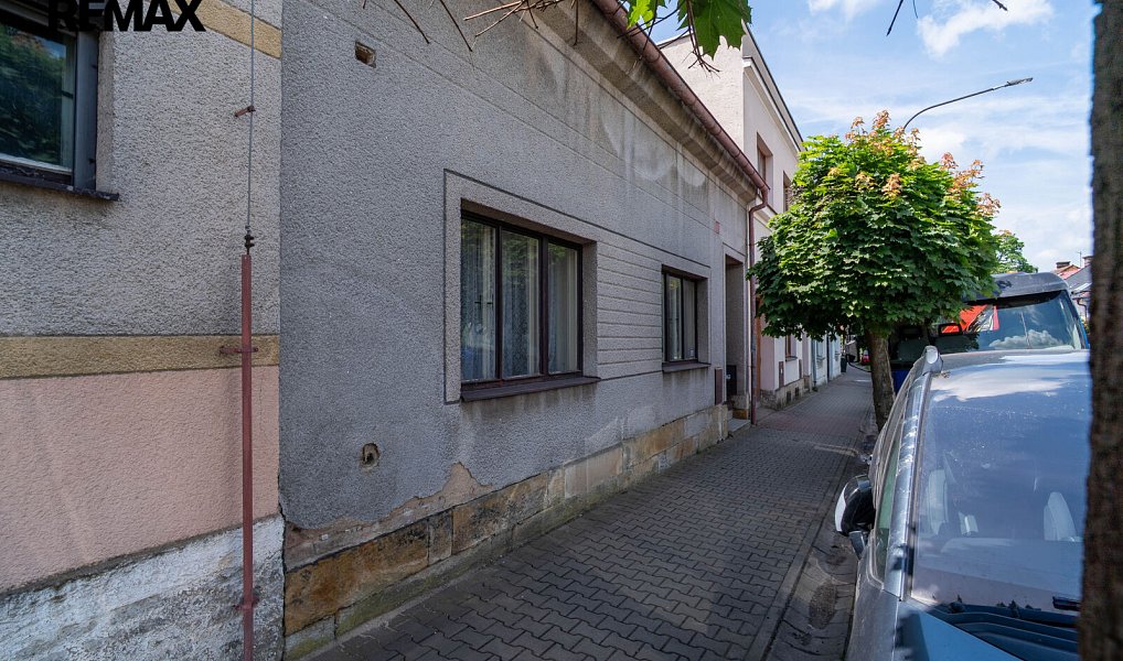 Prodej domu 130 m² s pozemkem 253 m², Hořice – náhled fotky 2
