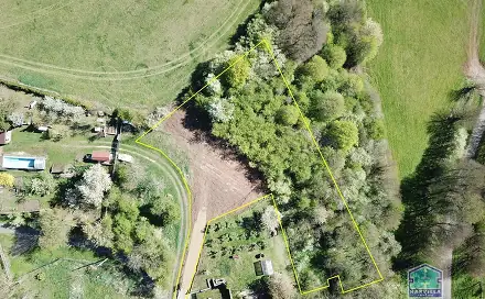 Prodej stavebního pozemku 2 955 m², Valeč - Nahořečice, okres Karlovy Vary