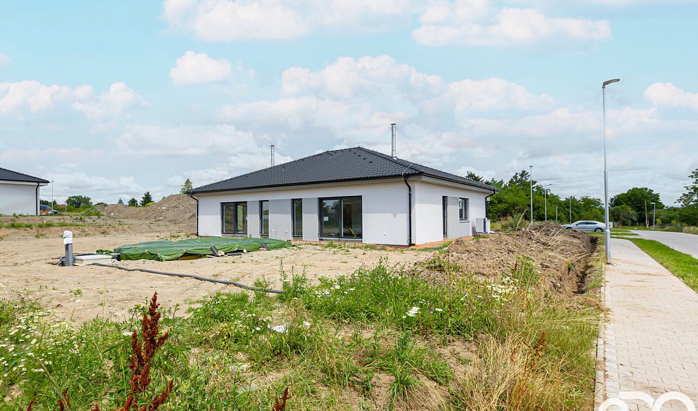 Prodej domu 102 m² s pozemkem 604 m², Dalovice – náhled fotky 3