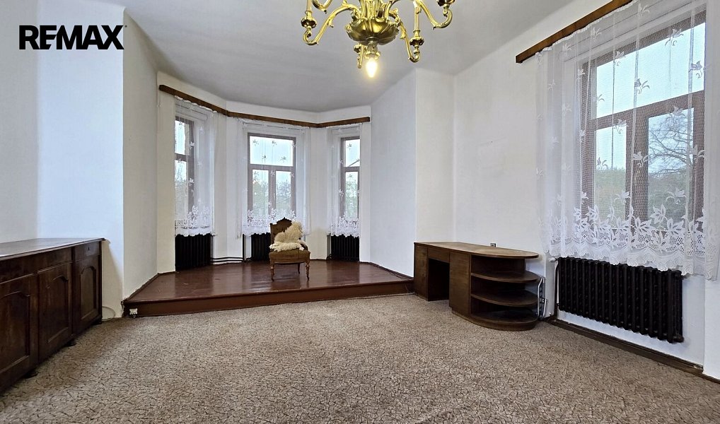 Prodej domu 960 m² s pozemkem 4 964 m², Liběchov – náhled fotky 6