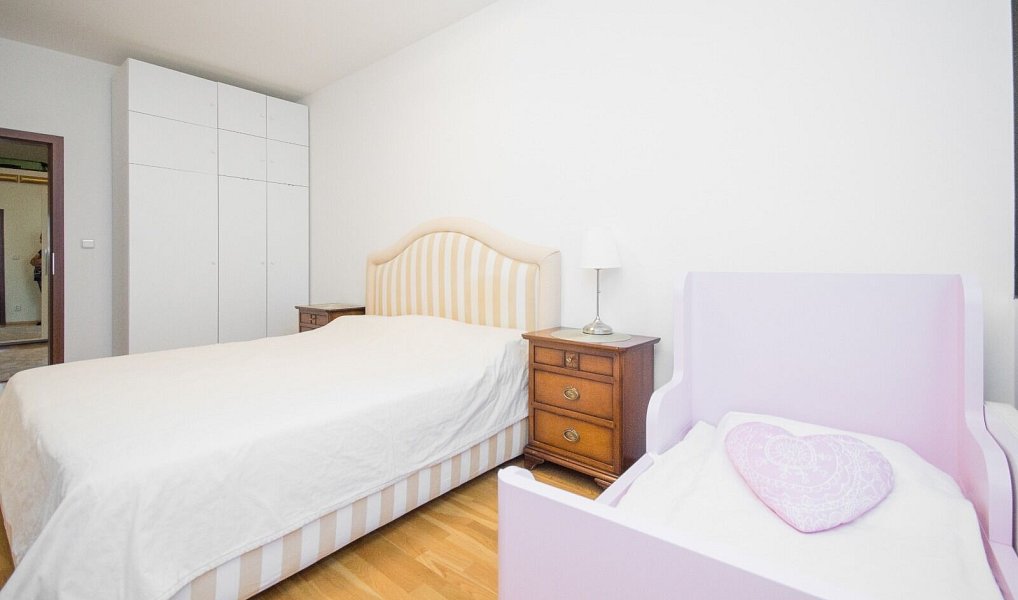 Prodej bytu 5+kk 149 m², Karlovy Vary – náhled fotky 52