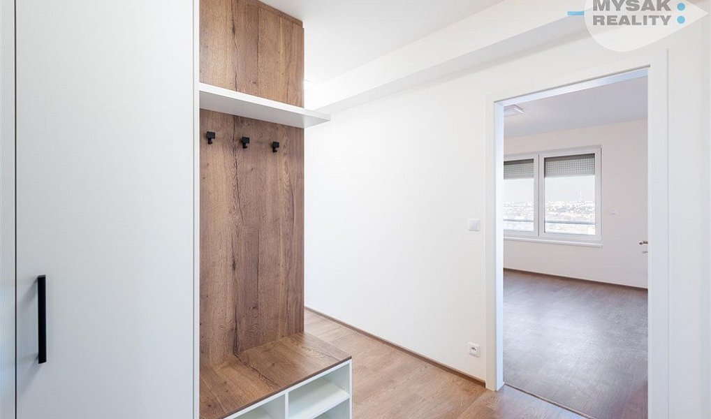 Pronájem bytu 3+kk 80 m², Praha – náhled fotky 18