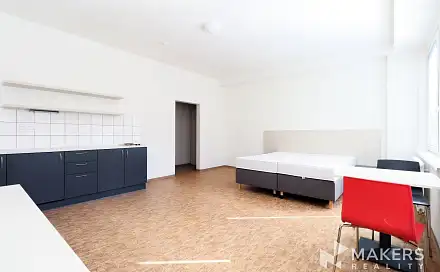 Pronájem bytu 1+kk 35 m²