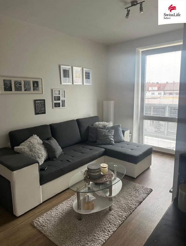 Pronájem bytu 2+kk 48 m² — photo 3