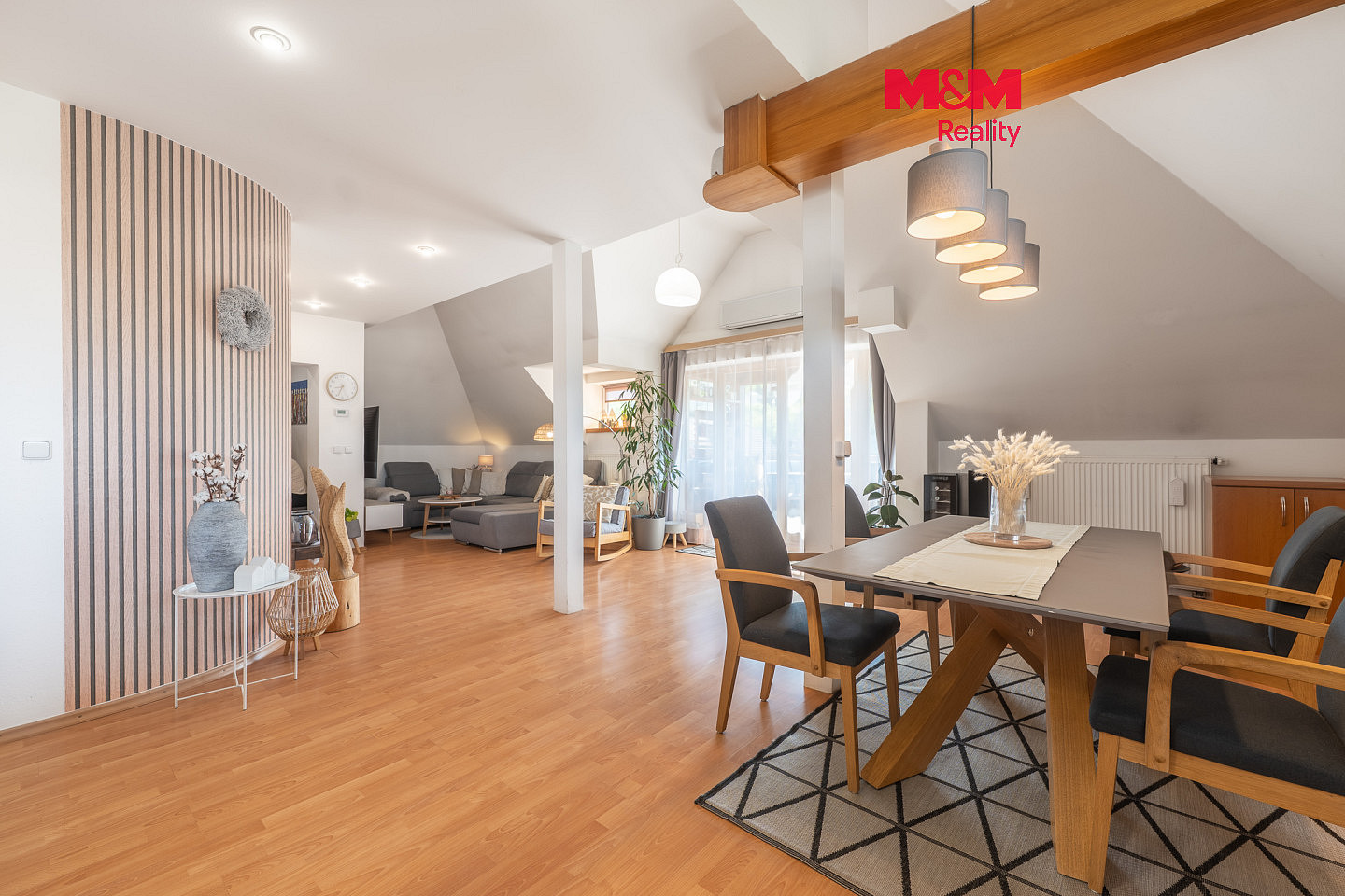 Prodej bytu 4+kk 180 m²