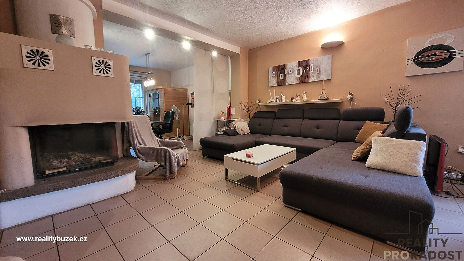 Prodej domu 220 m² s pozemkem 900 m² – fotografie 4