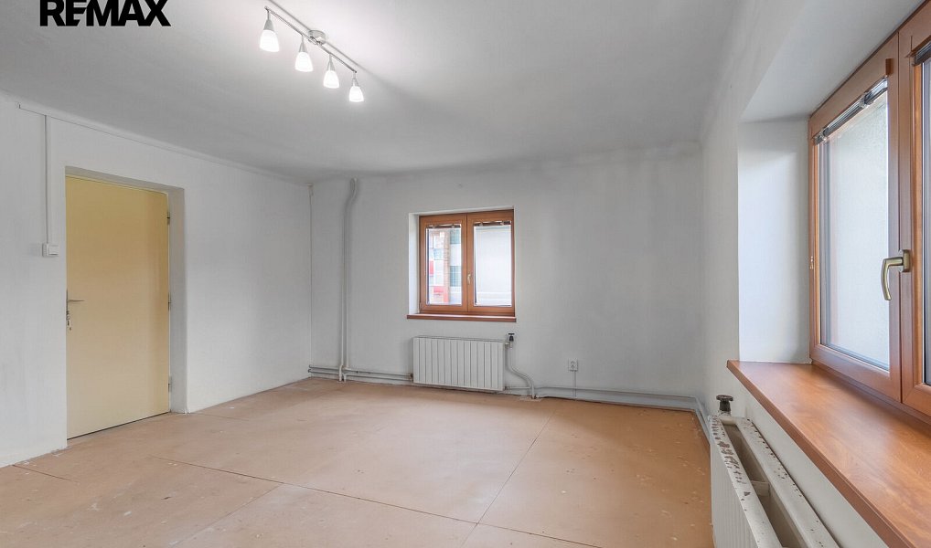 Prodej domu 173 m² s pozemkem 1 876 m², Mladý Smolivec – náhled fotky 37
