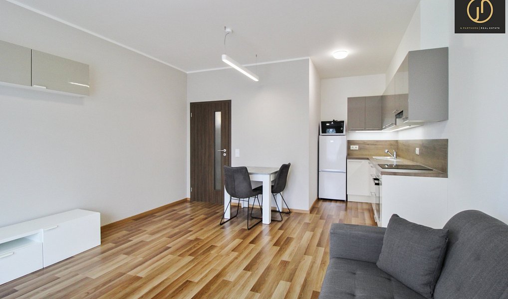 Pronájem bytu 2+kk 58 m², Praha – náhled fotky 2