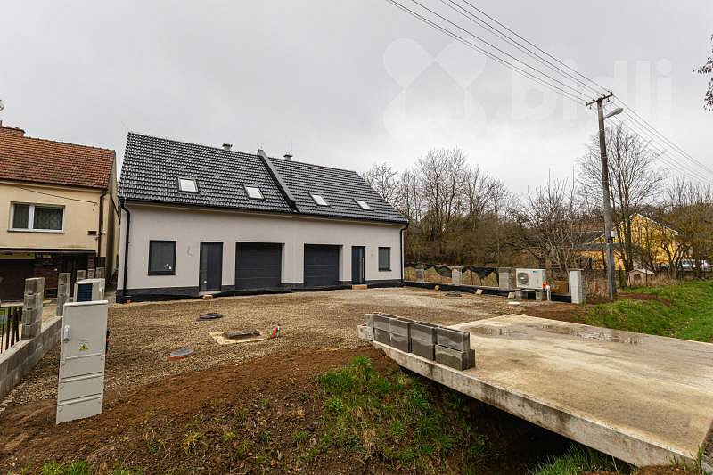 Prodej domu 160 m² s pozemkem 304 m²