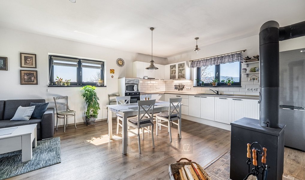 Prodej domu 121 m² s pozemkem 802 m², Mirkovice – náhled fotky 19