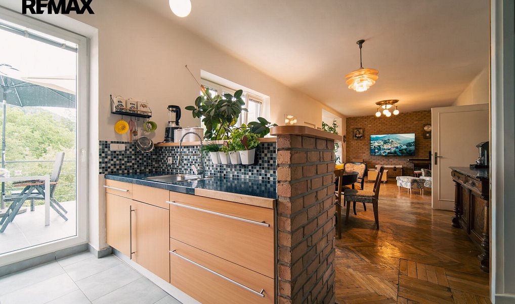 Prodej domu 230 m² s pozemkem 934 m², Koryčany – náhled fotky 8