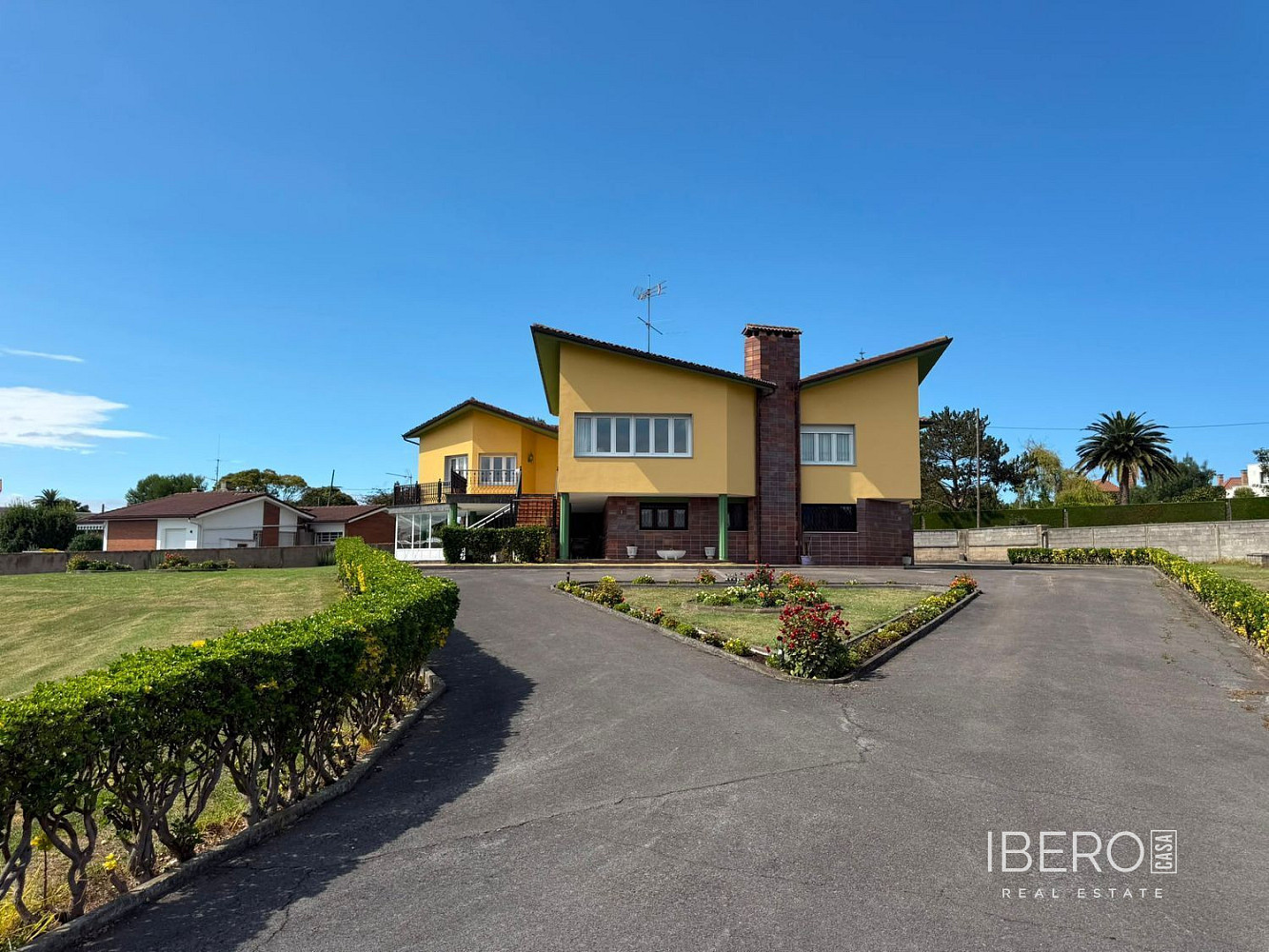 Prodej domu 3 348 m² s pozemkem 3 348 m²