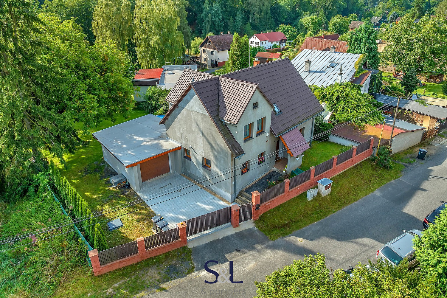 Prodej domu 167 m² s pozemkem 996 m² – fotografie 2