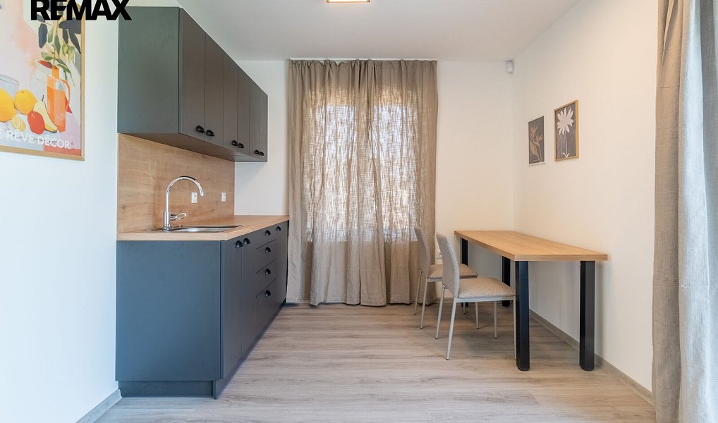 Prodej domu 54 m² s pozemkem 54 m², Praha – náhled fotky 12