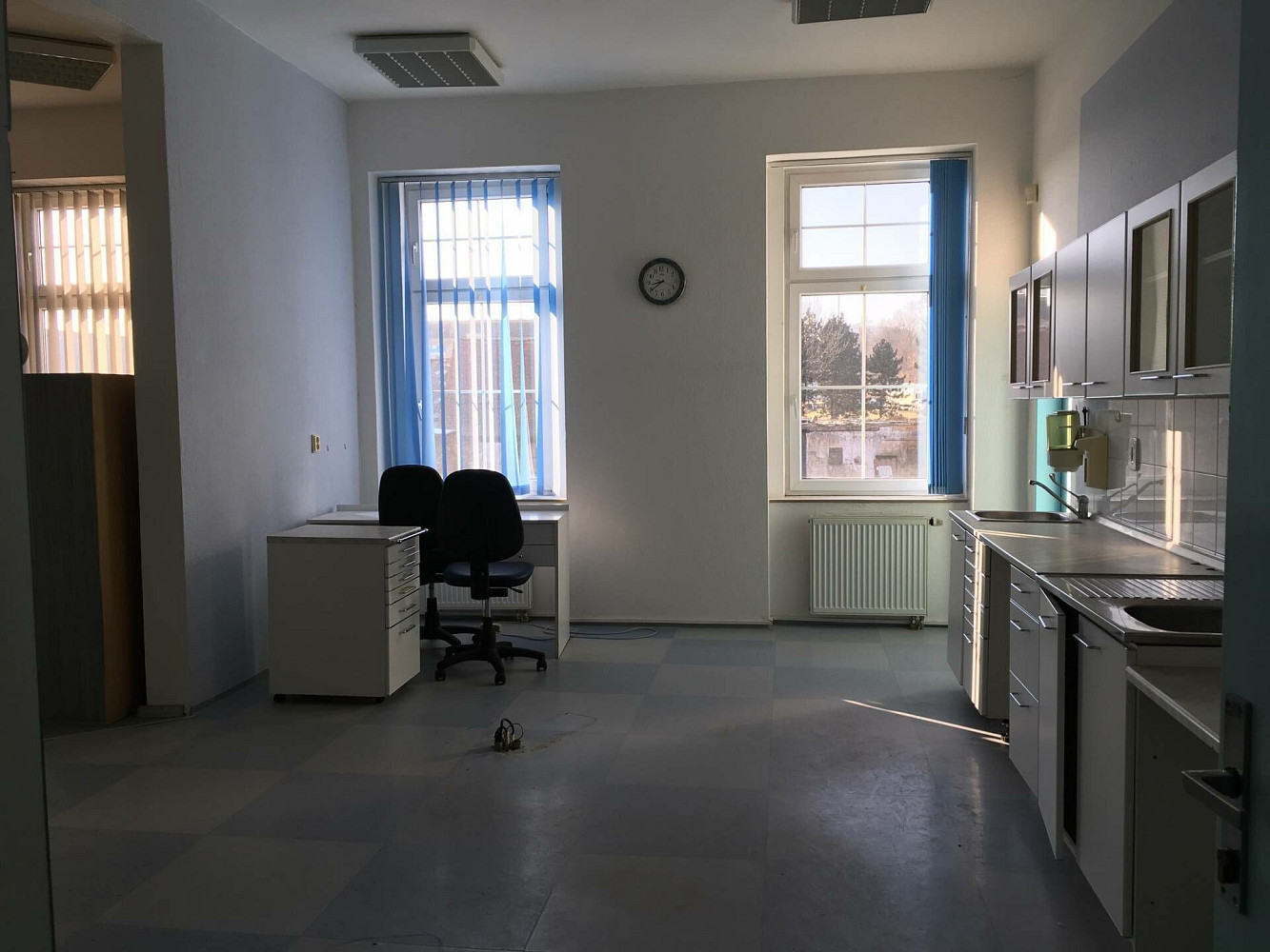 Pronájem komerčního objektu (jiného typu) 117 m² – fotografie 3