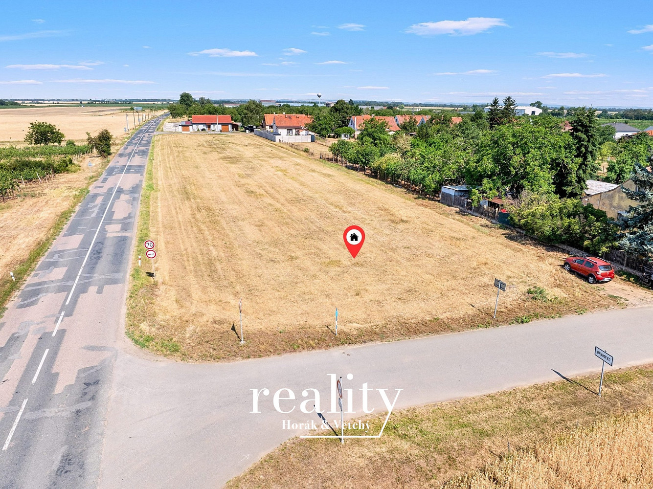 Prodej stavebního pozemku 883 m² – fotografie 2