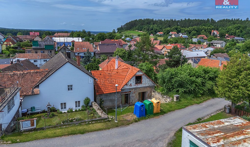 Prodej domu 186 m² s pozemkem 186 m², Hroubovice – náhled fotky 5