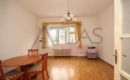 Pronájem bytu 1+kk 30 m²