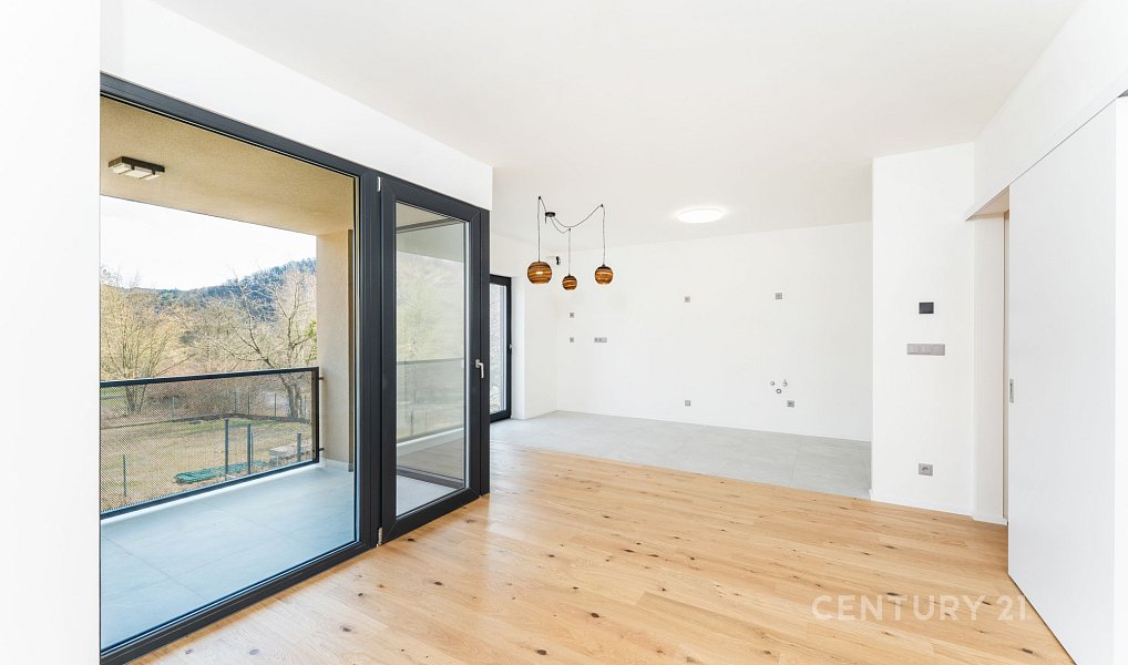 Prodej bytu 3+kk 73 m², Štěchovice – náhled fotky 12