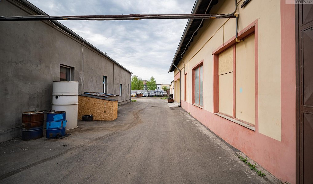 Prodej výrobních prostor 1 652 m², Horní Jiřetín – náhled fotky 7