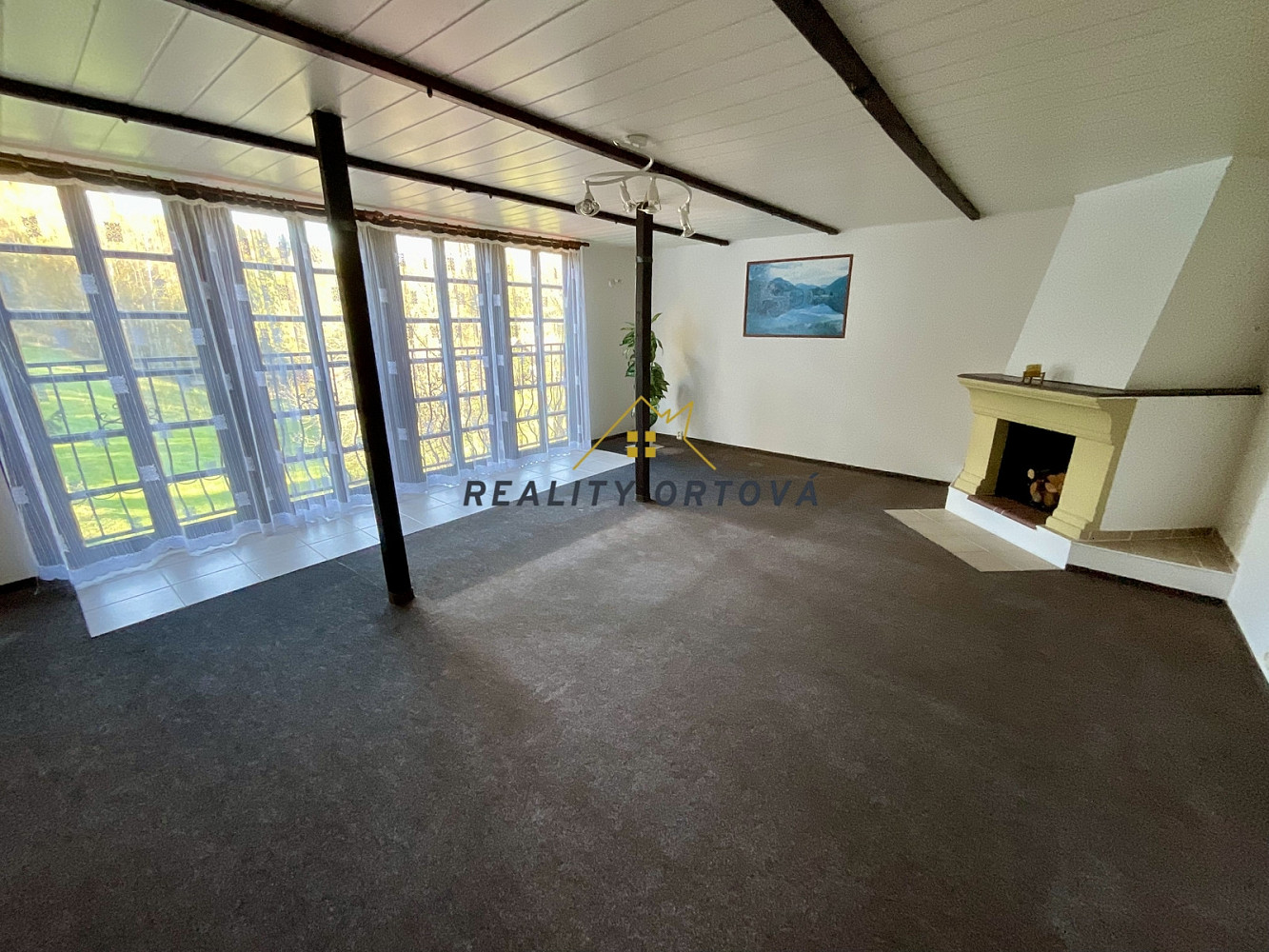 Prodej domu 400 m² s pozemkem 2 431 m² – fotografie 2