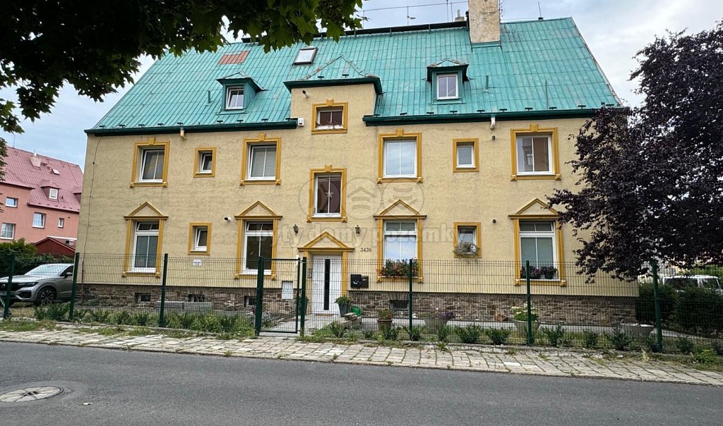 Pronájem bytu 3+1 73 m², Chomutov – náhled fotky 3