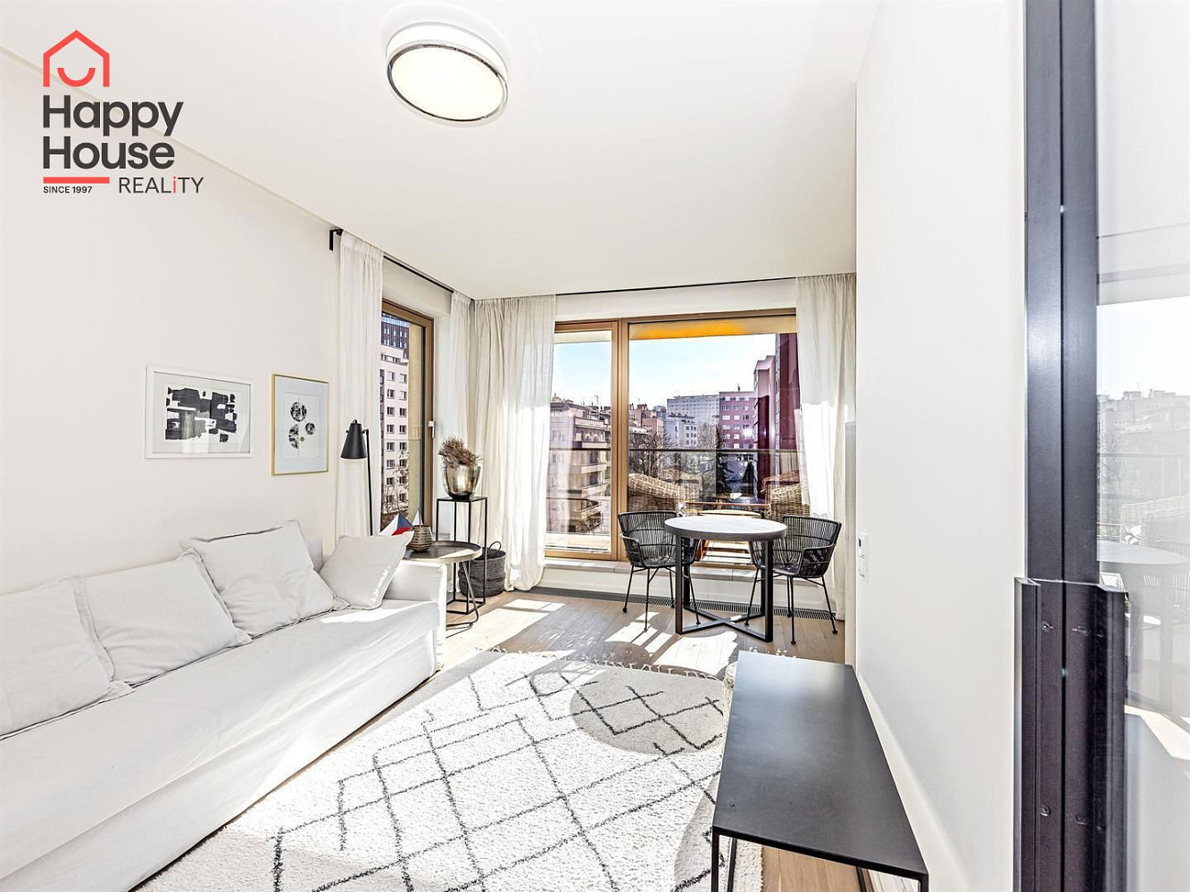 Prodej bytu 1+kk 33 m² – fotografie 3