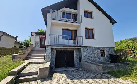 Pronájem domu 172 m² s pozemkem 1 060 m², Příbram - Žežice