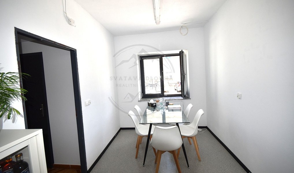 Prodej domu 417 m² s pozemkem 7 108 m², Mikulovice – náhled fotky 11
