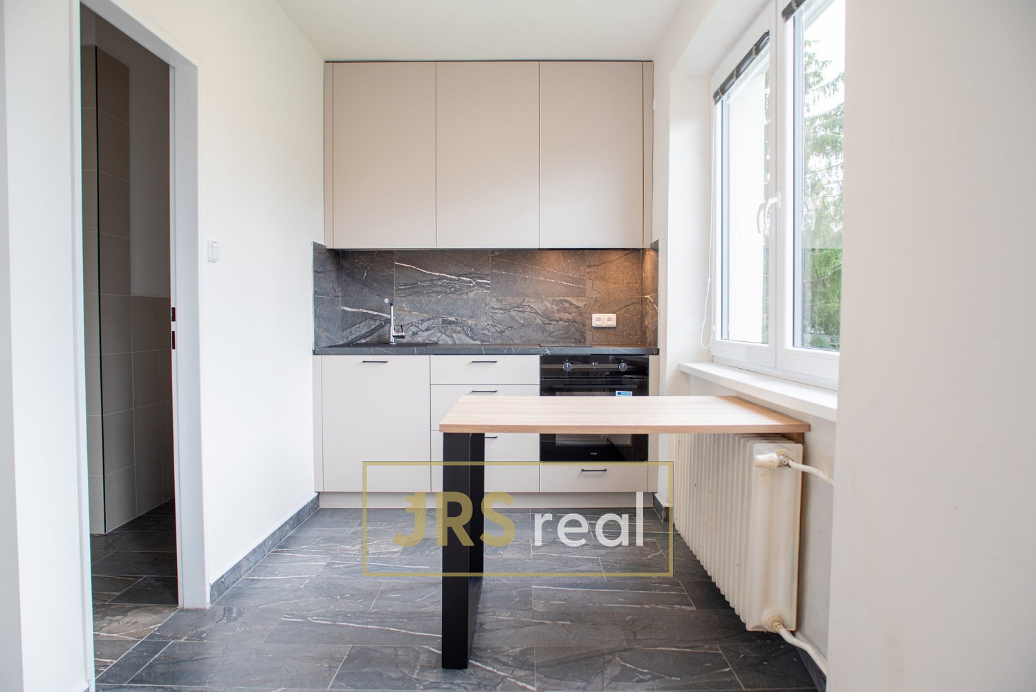 Pronájem bytu 1+kk 32 m²
