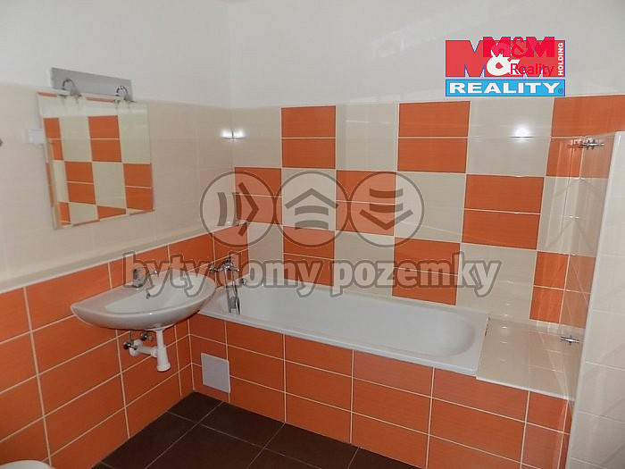 Pronájem bytu 2+kk 50 m² — photo 3