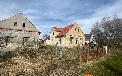 Prodej domu 140 m² s pozemkem 11 385 m², Velká Chmelištná, okres Rakovník