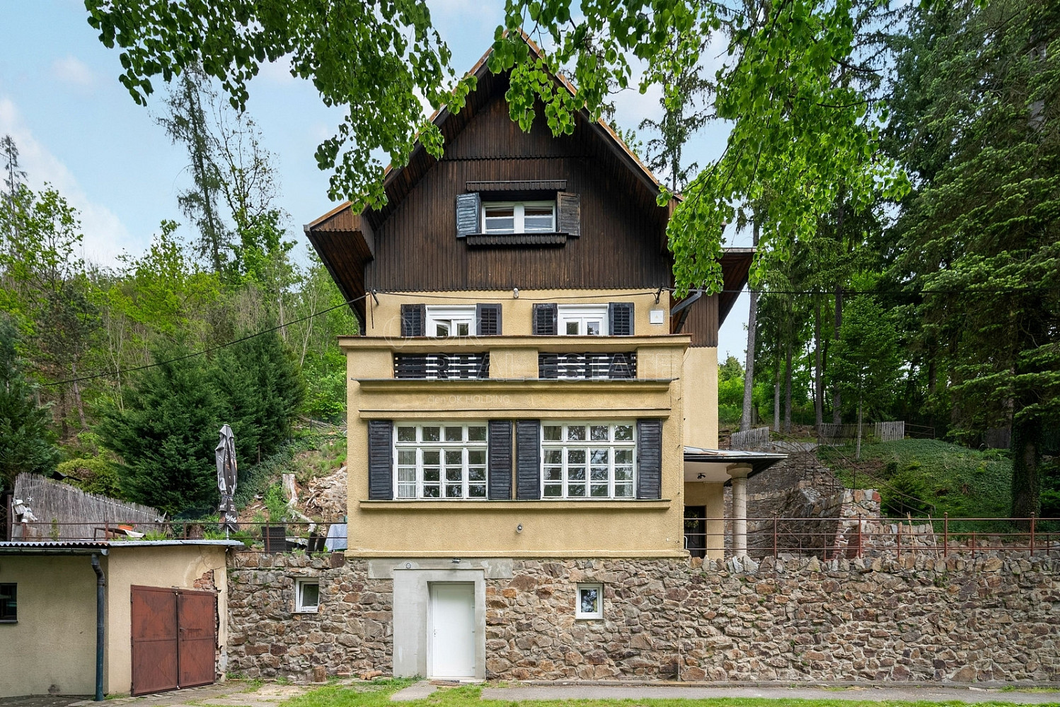 Prodej domu 180 m² s pozemkem 614 m² — photo 2