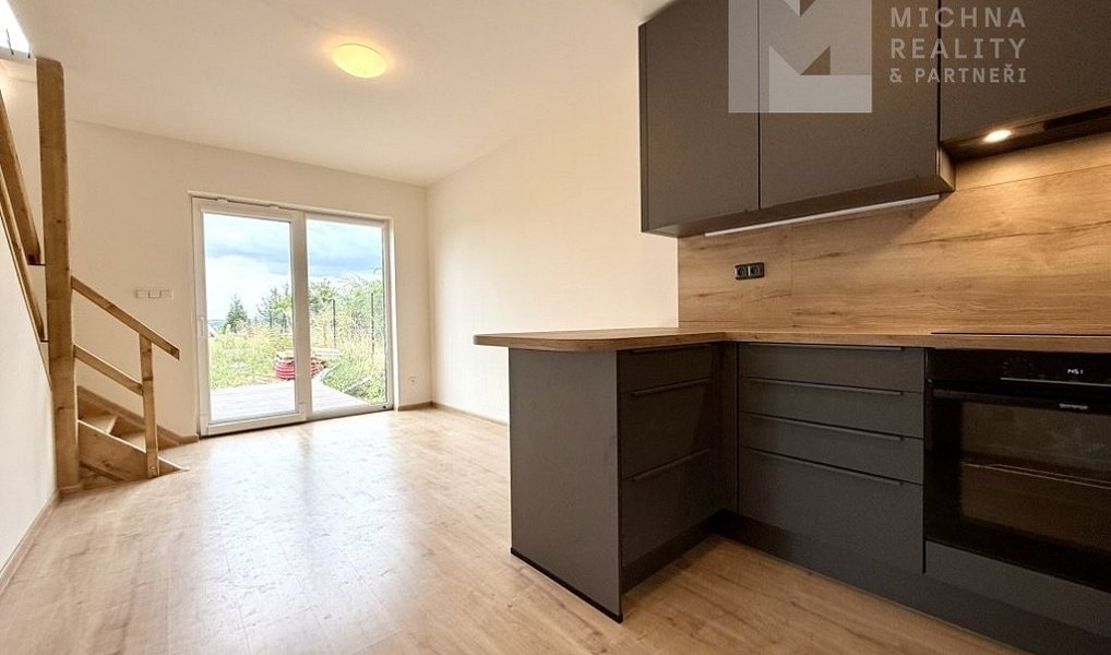 Prodej domu 82 m² s pozemkem 1 032 m², Střelice – náhled fotky 11