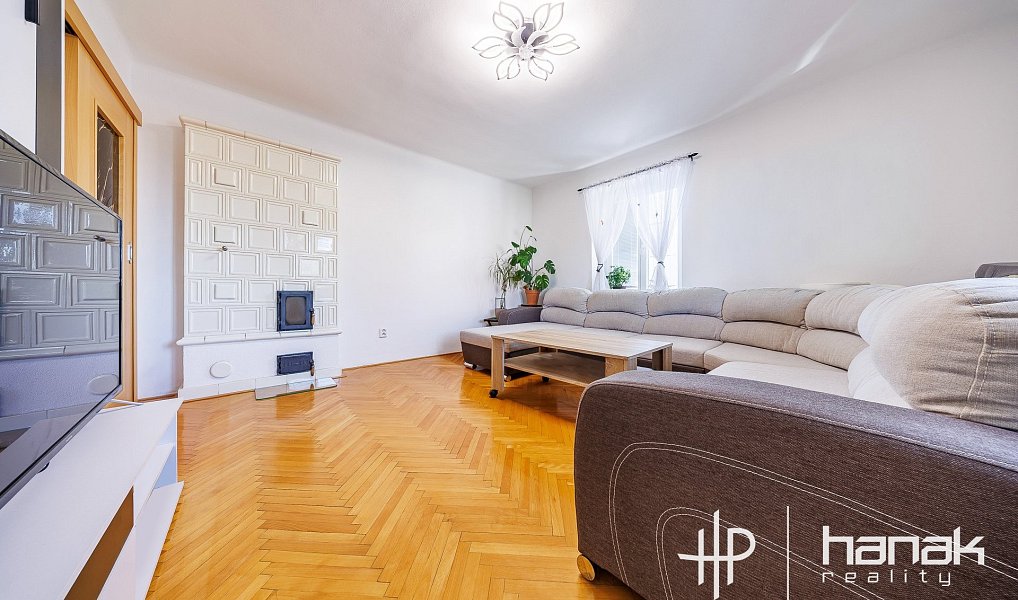 Prodej bytu 4+1 72 m², Šternberk – náhled fotky 2