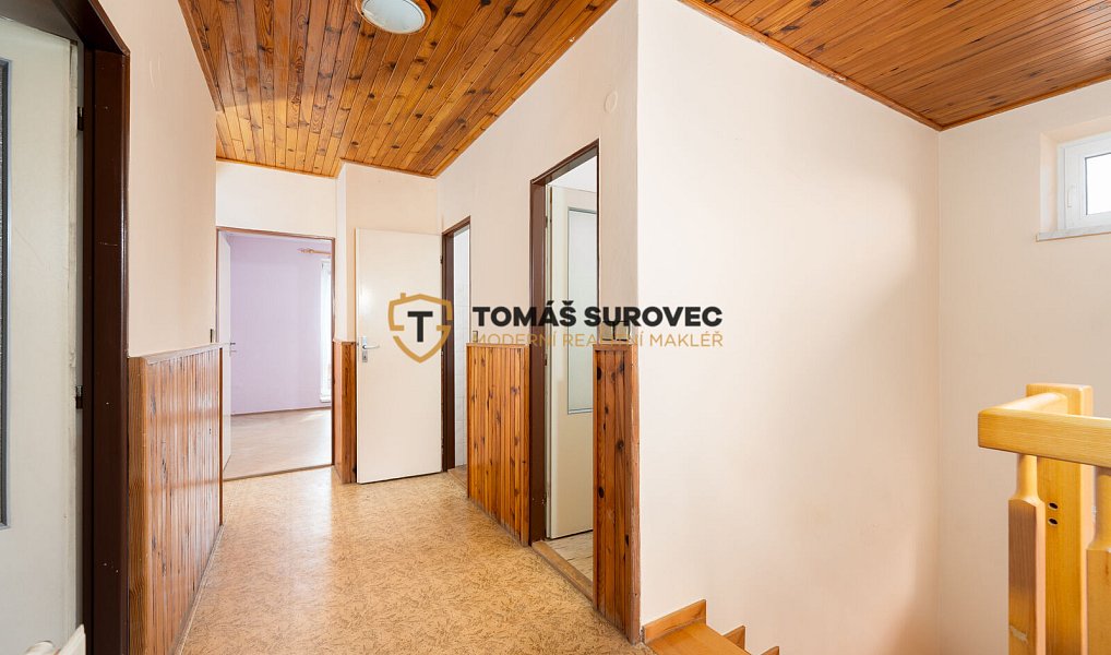Prodej domu 265 m² s pozemkem 977 m², Tichov – náhled fotky 10