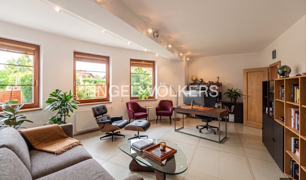 Prodej domu 270 m² s pozemkem 822 m², Praha – náhled fotky 8