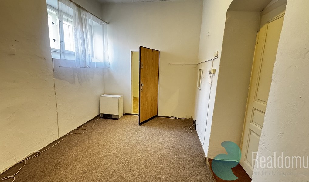 Pronájem kanceláře 200 m², Prachatice – náhled fotky 3