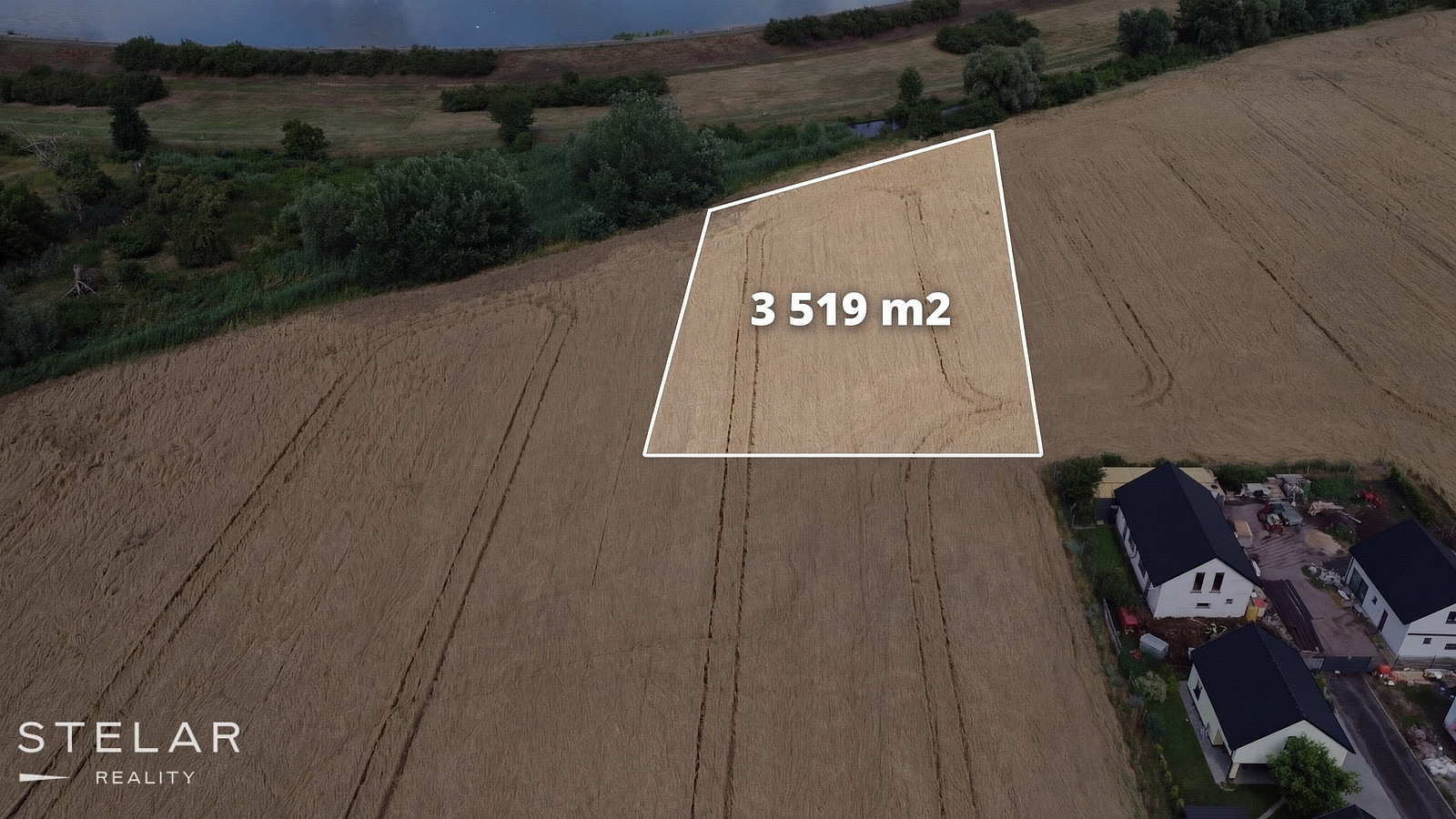 Prodej pole 3 519 m²