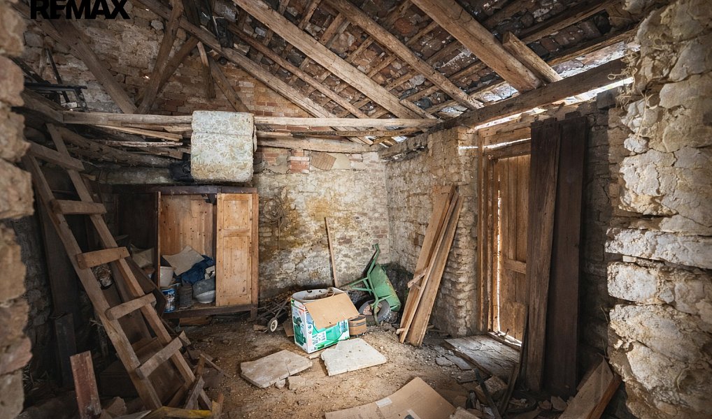 Prodej domu 100 m² s pozemkem 335 m², Bystřice – náhled fotky 16