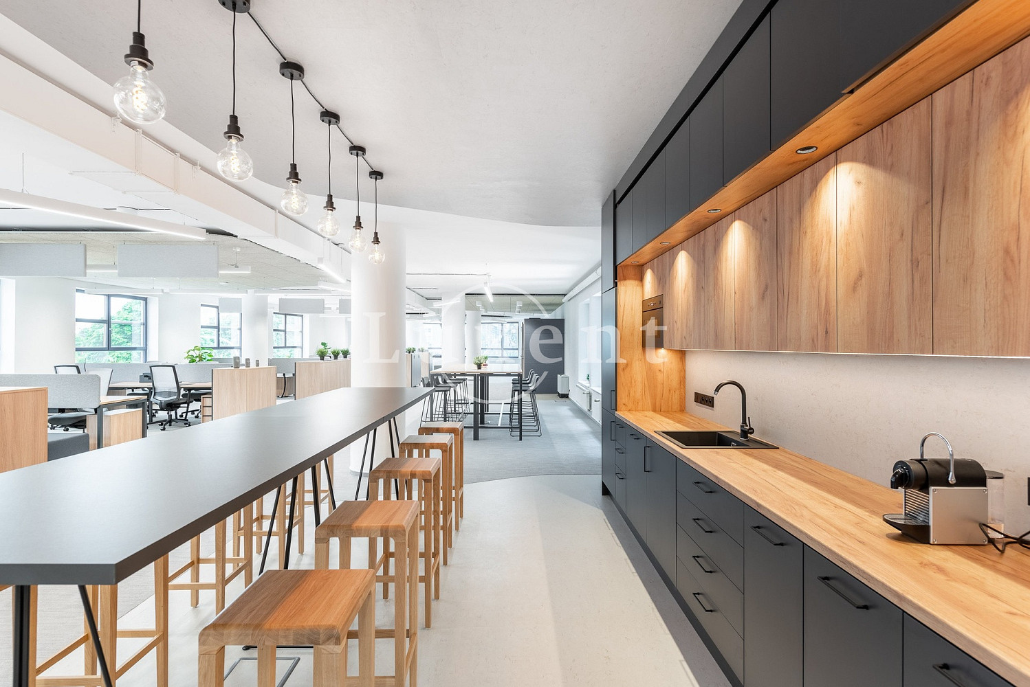 Pronájem kanceláře 292 m² – fotografie 5