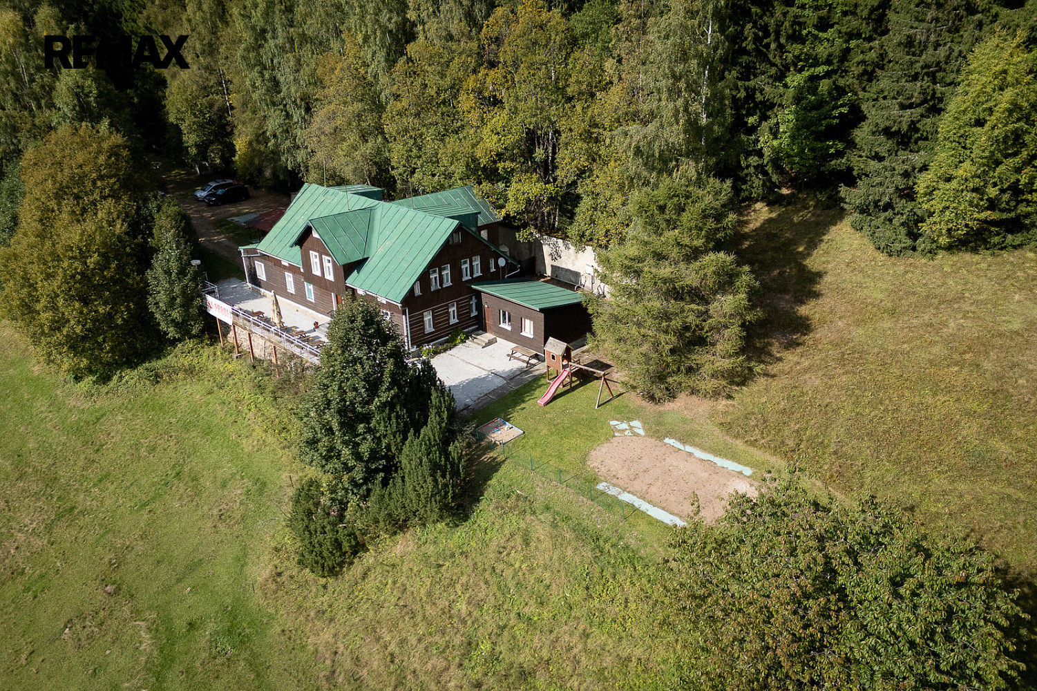 Prodej ubytovacího objektu 584 m²