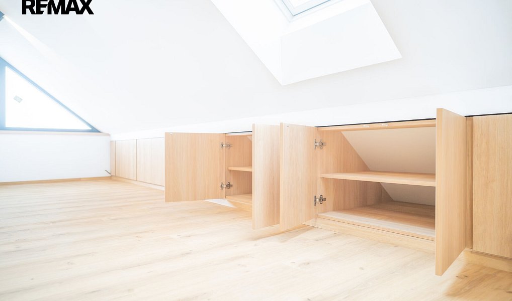 Prodej bytu 4+1 130 m², Černilov – náhled fotky 23