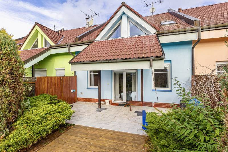 Prodej domu 131 m² s pozemkem 281 m²