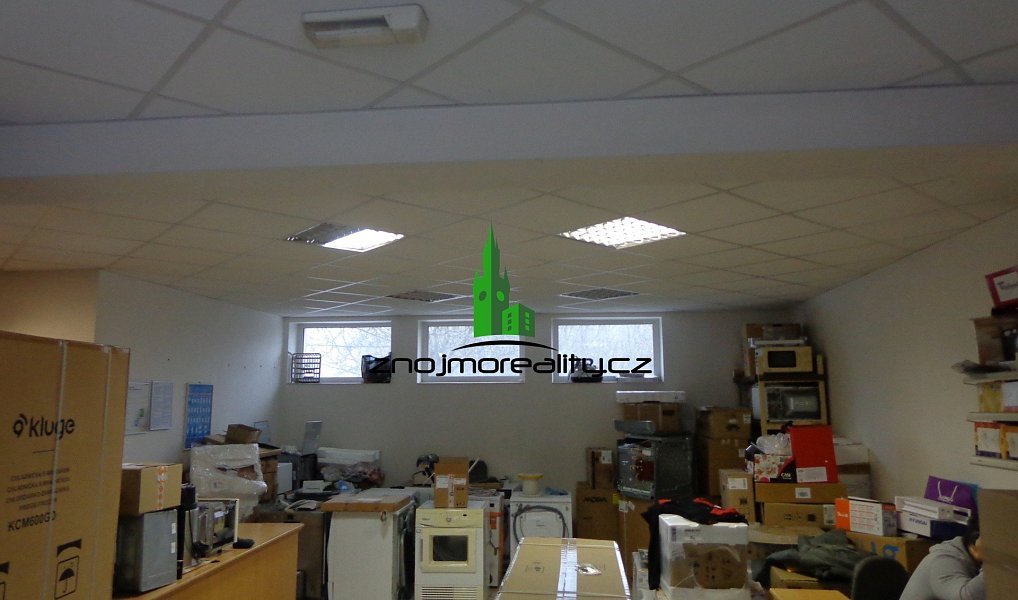 Prodej obchodních prostor 300 m², Znojmo – náhled fotky 3